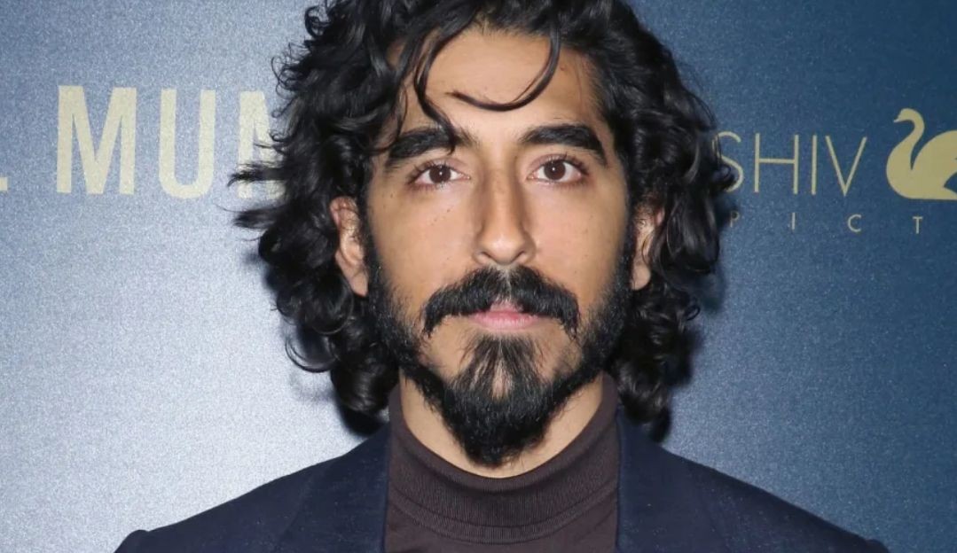 Dev Patel tenta apaziguar briga violenta entre casal na Austrália