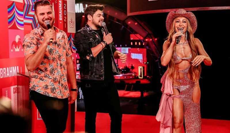 Sabrina Sato questiona Zé Neto sobre foto de sunga: “A mala é falsa?”