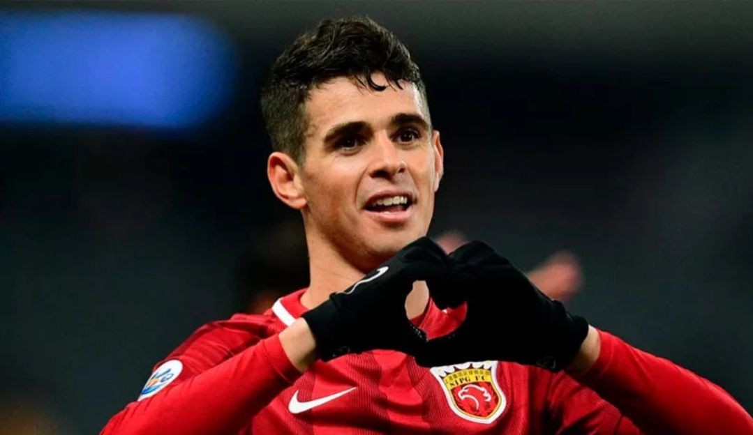 Jogador Oscar revela publicamente que pode vir a treinar em clube brasileiro