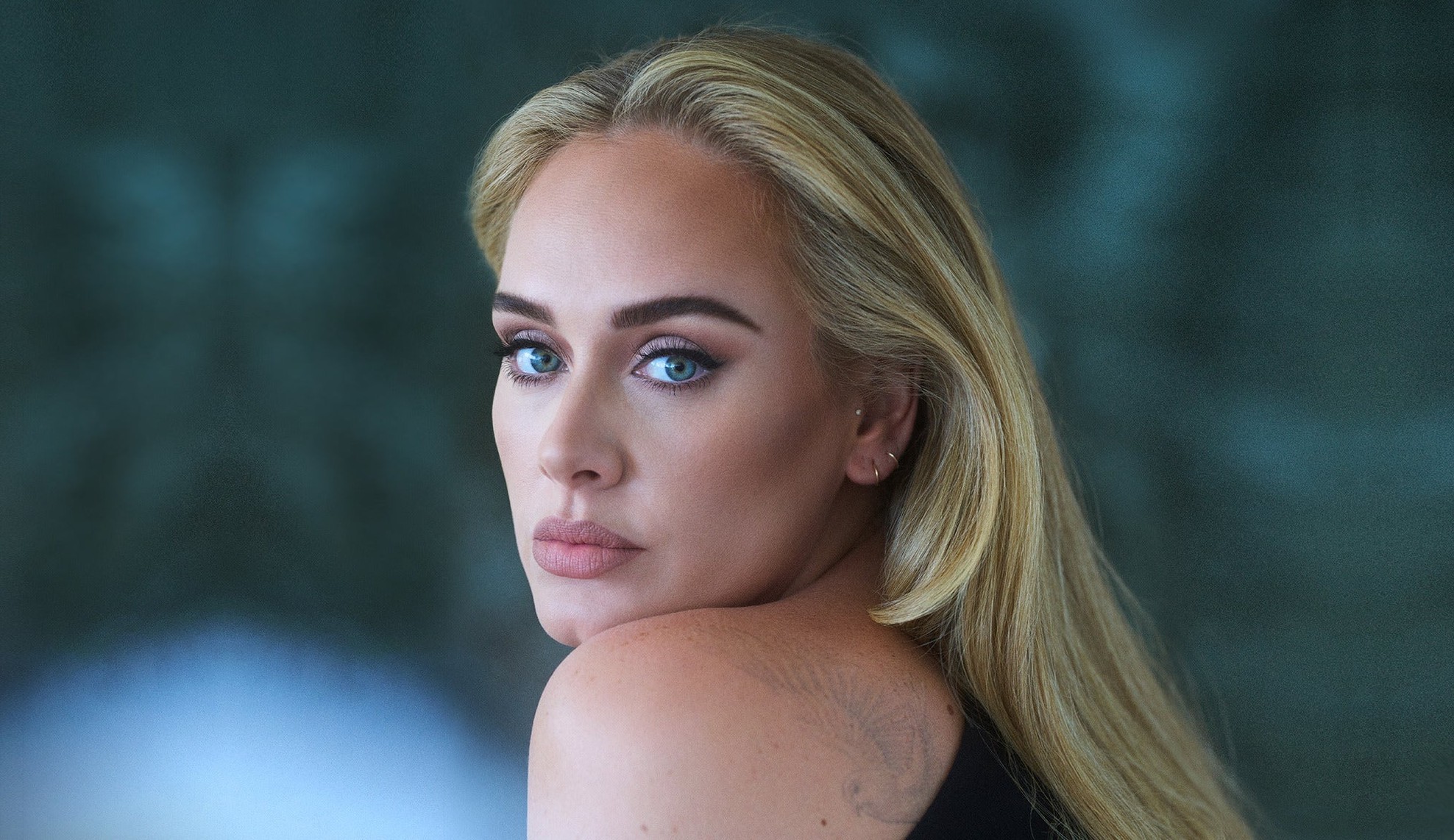 Adele alcança 2 bilhões de streams com álbum “30”