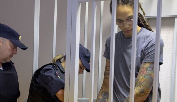 Quem é Brittney Griner condenada a nove anos de prisão na Rússia