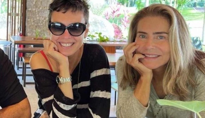 Chega ao fim relacionamento de Maitê Proença e Adriana Calcanhotto