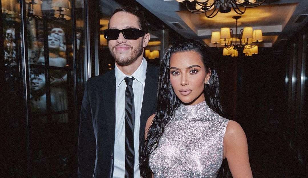 Kanye West  faz piada com termino de Kim Kardashian e Pete Davidson