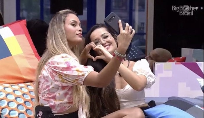BBB21: Sarah e Juliette trocam “/flechadas”/ e a internet vai a loucura