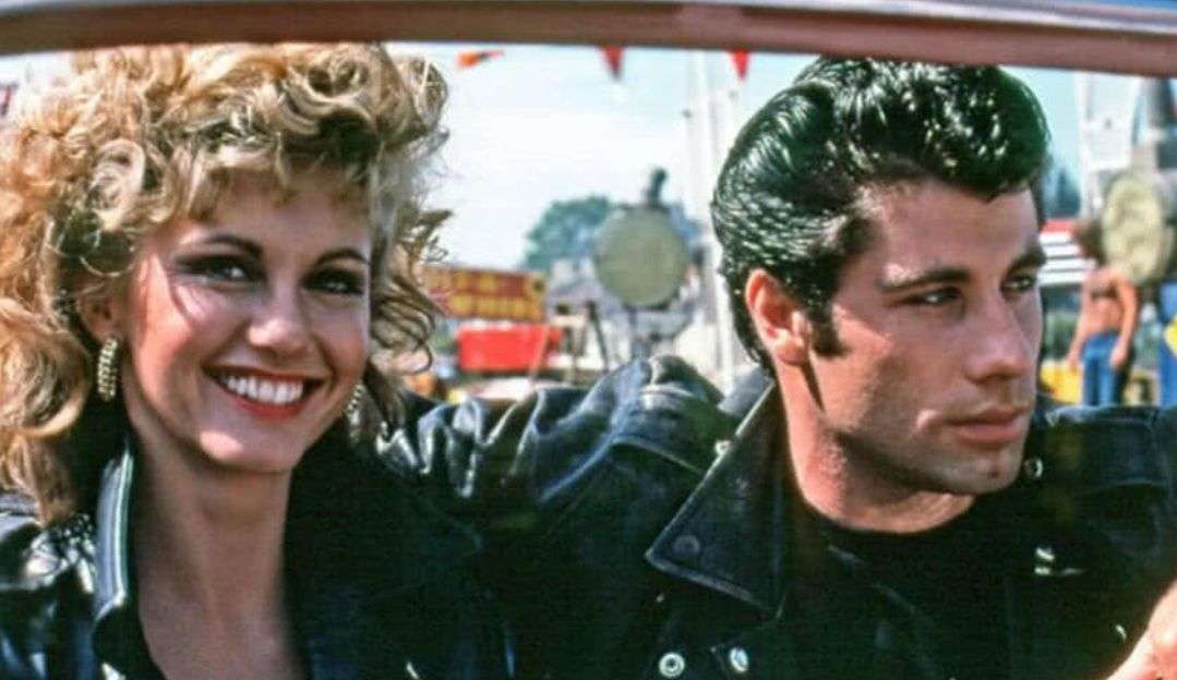 John Travolta presta homenagem após a morte de Olivia Newton