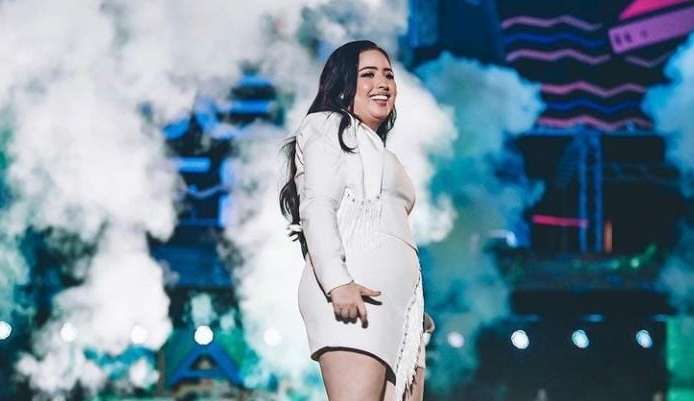 Exclusivo: Mari Fernandez lança DVD “Ao Vivo em Fortaleza” e revela quais músicas de Marília Mendonça regravaria