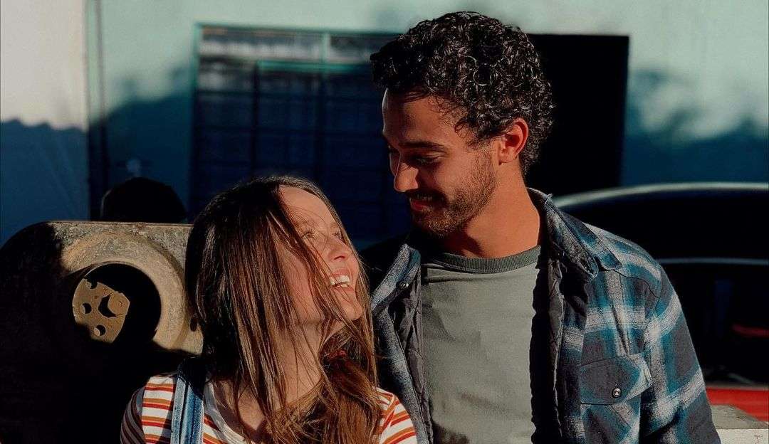 Larissa Manoela e André Luiz Frambach se declaram em post no Instagram