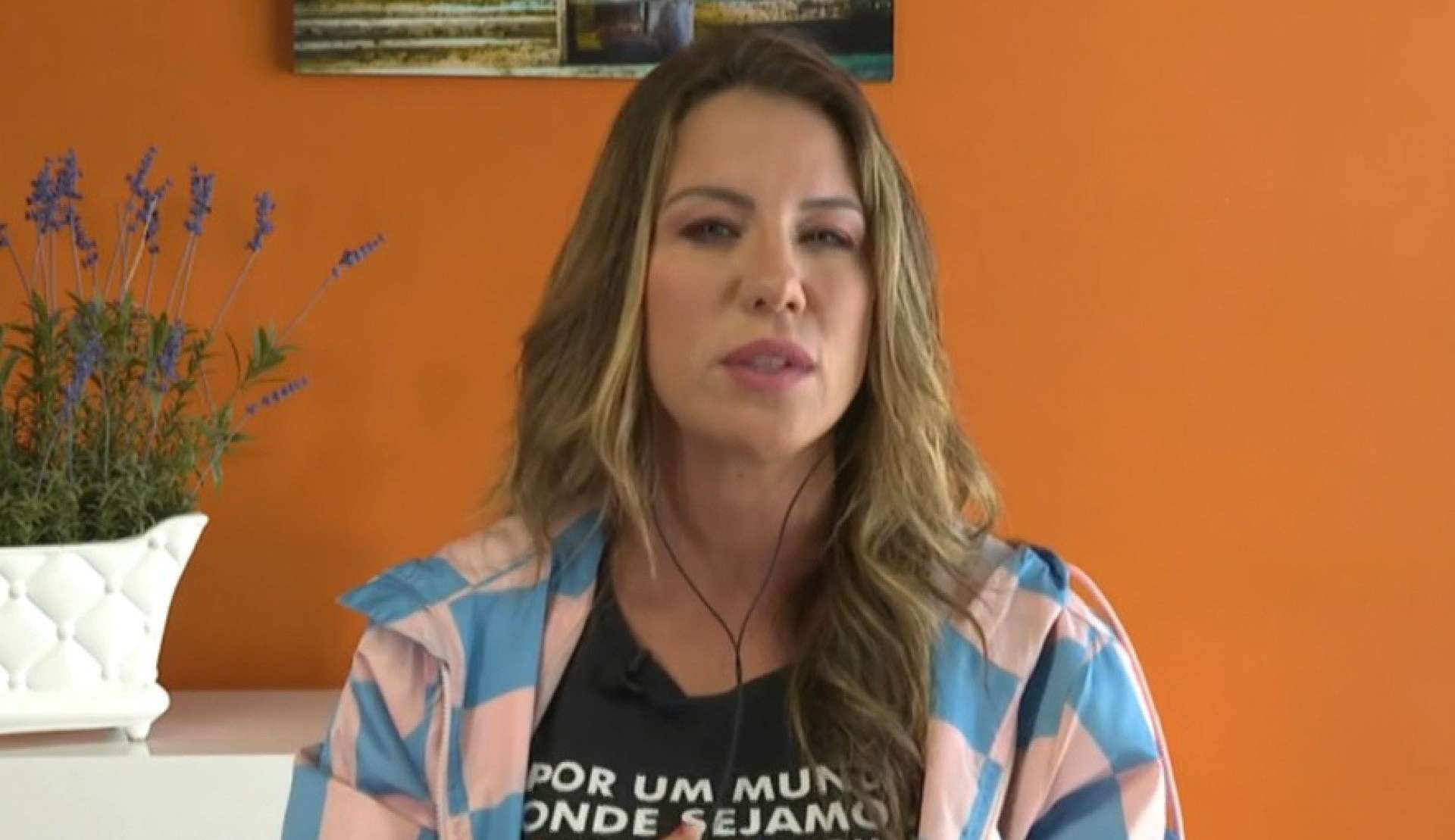 Bárbara Coelho conta que sofreu o “golpe do cheiro” ao usar carro por aplicativo