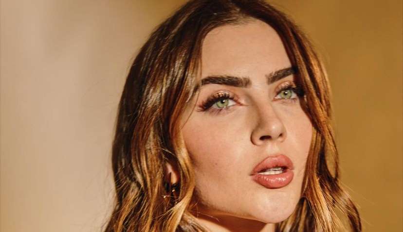 Jade Picon posta reação de amigos ao verem novo visual