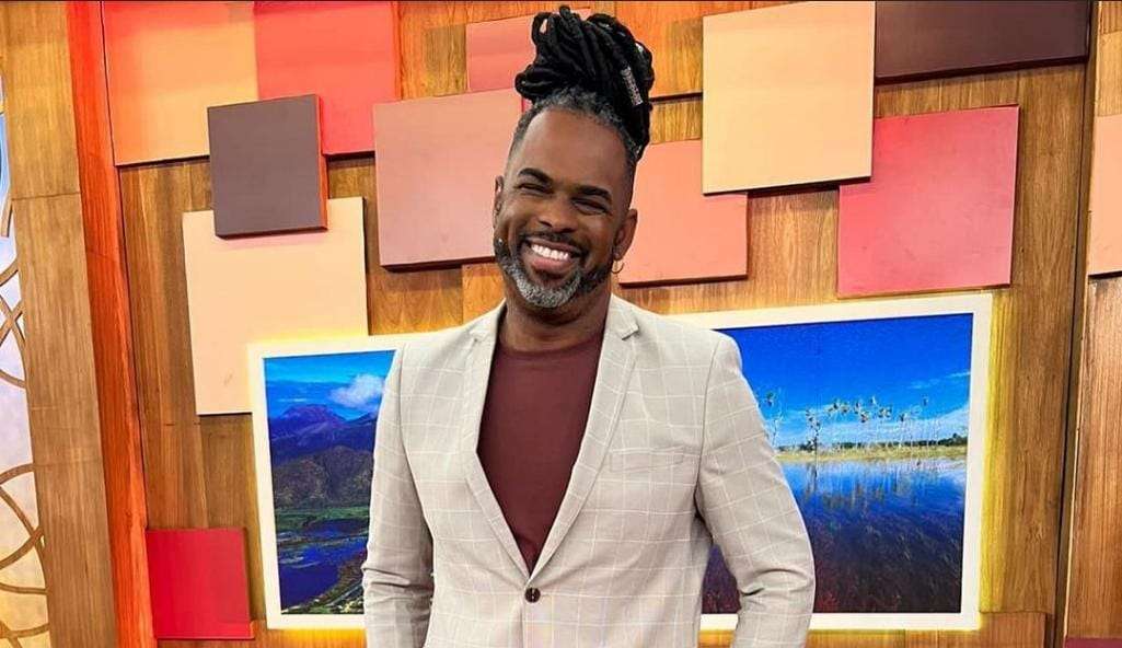 Manoel Soares revelou que já foi morador de rua em entrevista