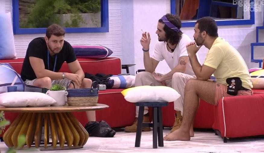 BBB 21: Caio, Fiuk e Gil se reúnem e decidem quem vão indicar ao paredão
