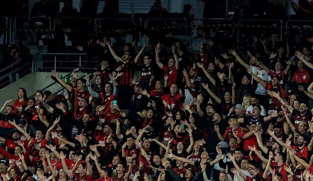 Athletico-PR e Flamengo decidem hoje uma vaga para semifinais da Copa do Brasil