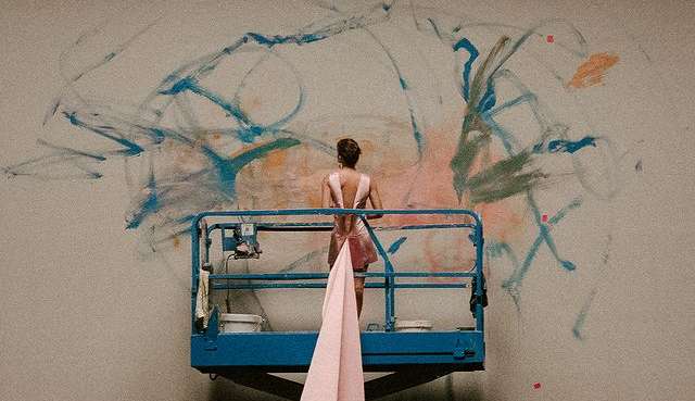 Prada levanta rumores de um possível lançamento de cosméticos