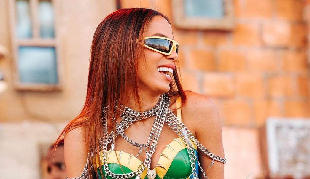Anitta divulga últimas novidades sobre nova música “Lobby”
