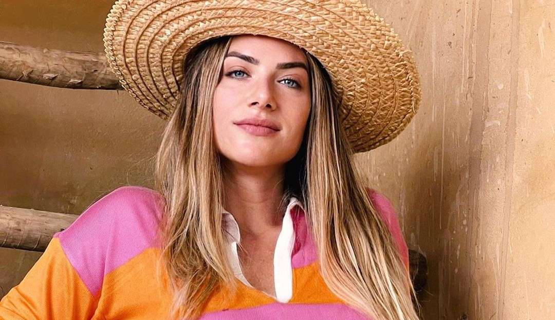 Giovanna Ewbank atende desejo da sua filha Titi e pinta mechas rosas com ela: “Não resisti”