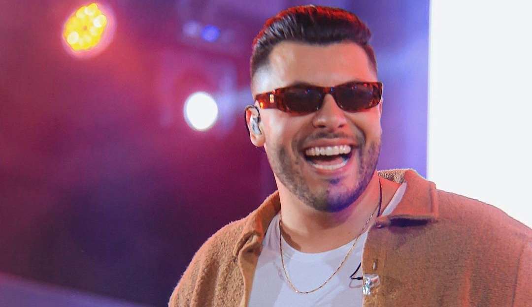 Murilo Huff revela quem terminou o namoro: “Levei um chute na bunda”