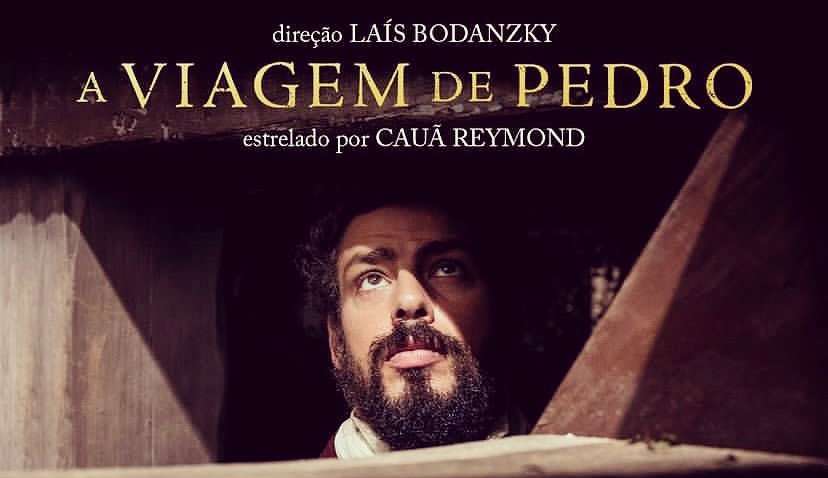 Cauã Reymond marca presença na pré-estreia do filme “A Viagem de Pedro” ao lado de elenco