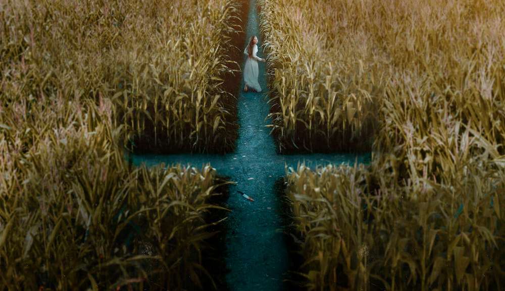 “O Diabo em Ohio”, Netflix divulga trailer sinistro da nova minissérie