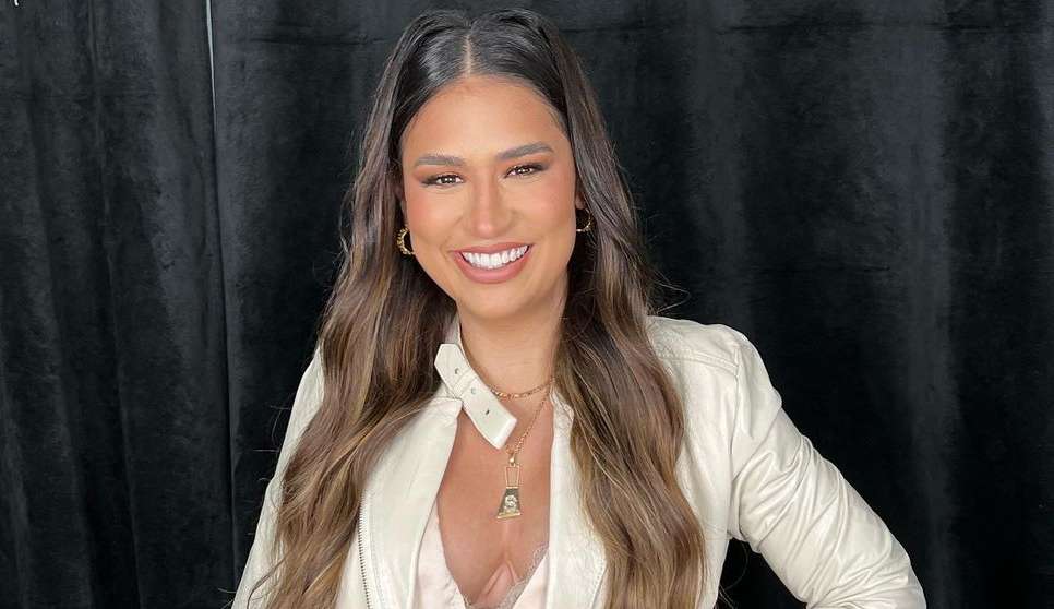 Simone Mendes fala sobre carreira solo: “Repertório inédito”