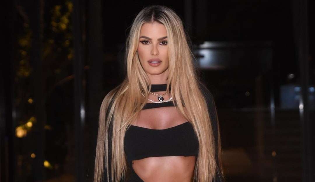 Yasmin Brunet fala sobre solteirice: “De querer ser solteira para querer namorar”