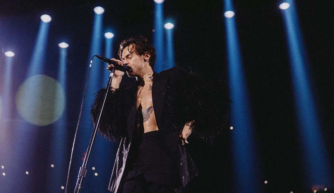 Mais um: Harry Styles anuncia outro show extra em São Paulo