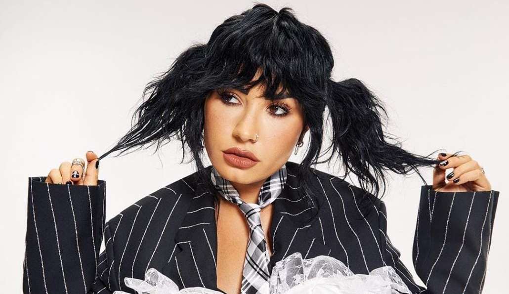 Demi Lovato fala sobre documentários sobre sua vida: “Cansada de me assistir”