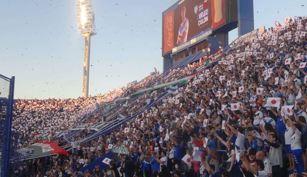 Vélez Sarsfield e Flamengo começam a decidir hoje uma vaga na final da Libertadores