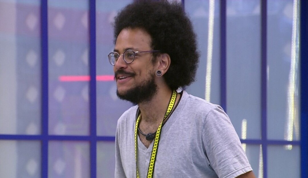 Namorado de João faz planos de casamento após declaração do brother