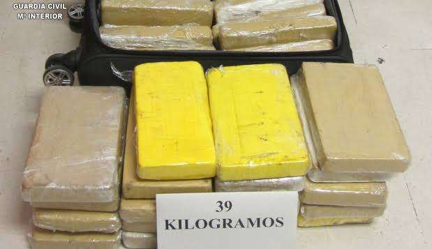 Polícia Federal conclui que houve associação criminosa no uso de avião da Força Aérea Brasileira para tráfico internacional de drogas