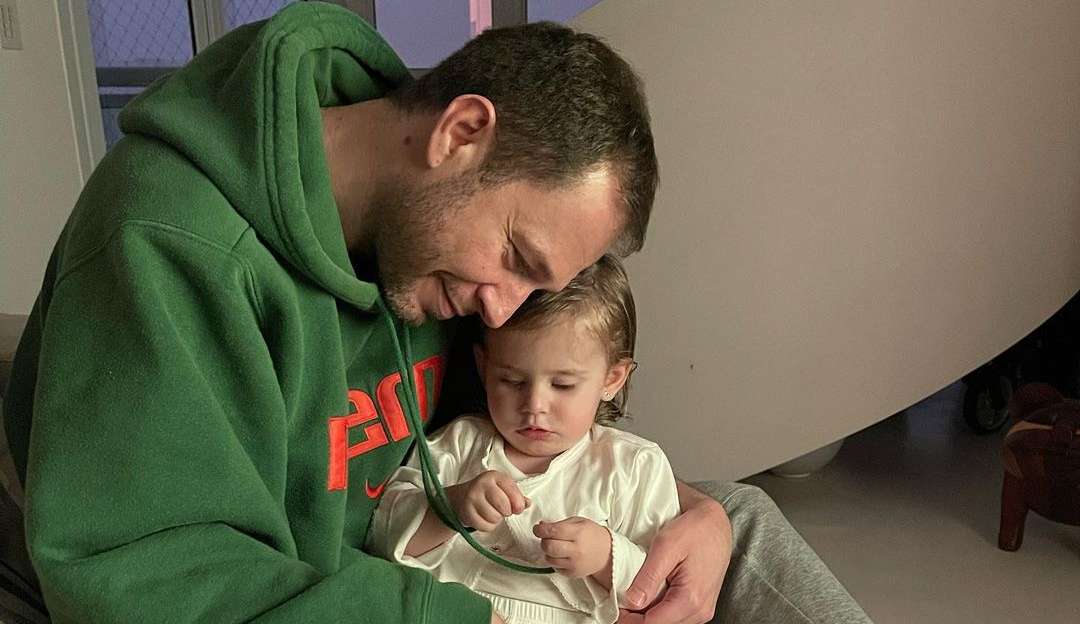 Daiana Garbin e Tiago Leifert lançam campanha de conscientização do Retinoblastoma