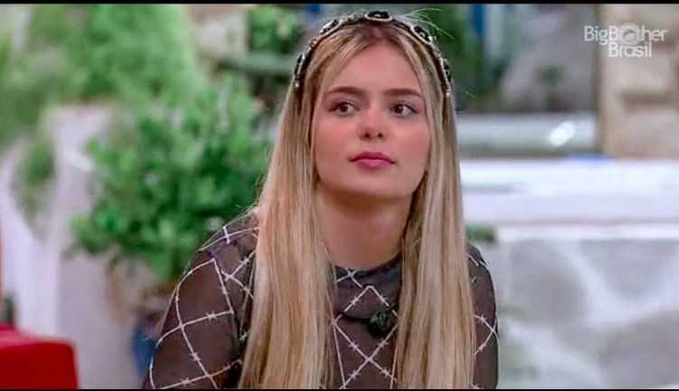 BBB21: Viih Tube ficou 3 dias sem tomar banho e Camilla de Lucas dispara: ‘Disfarça bem o cheiro’