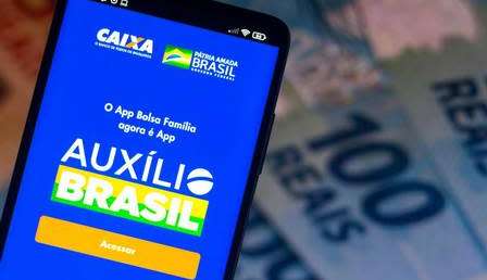 Auxílio Brasil de setembro começa a ser pago hoje