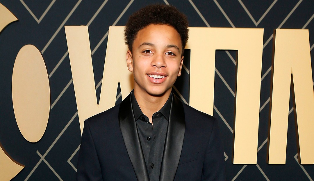 Estrela Joshua Johnson se junta a Blumhouse na Amazon Prime no filme “Bingo”