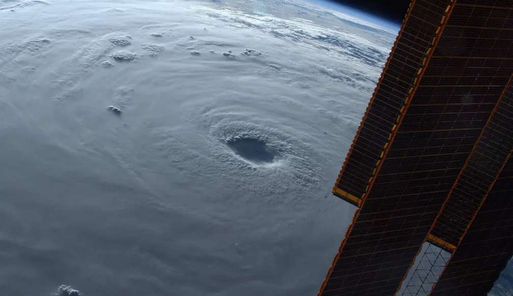 Tufão Nanmadol provoca chuvas recorde e mortes no Japão