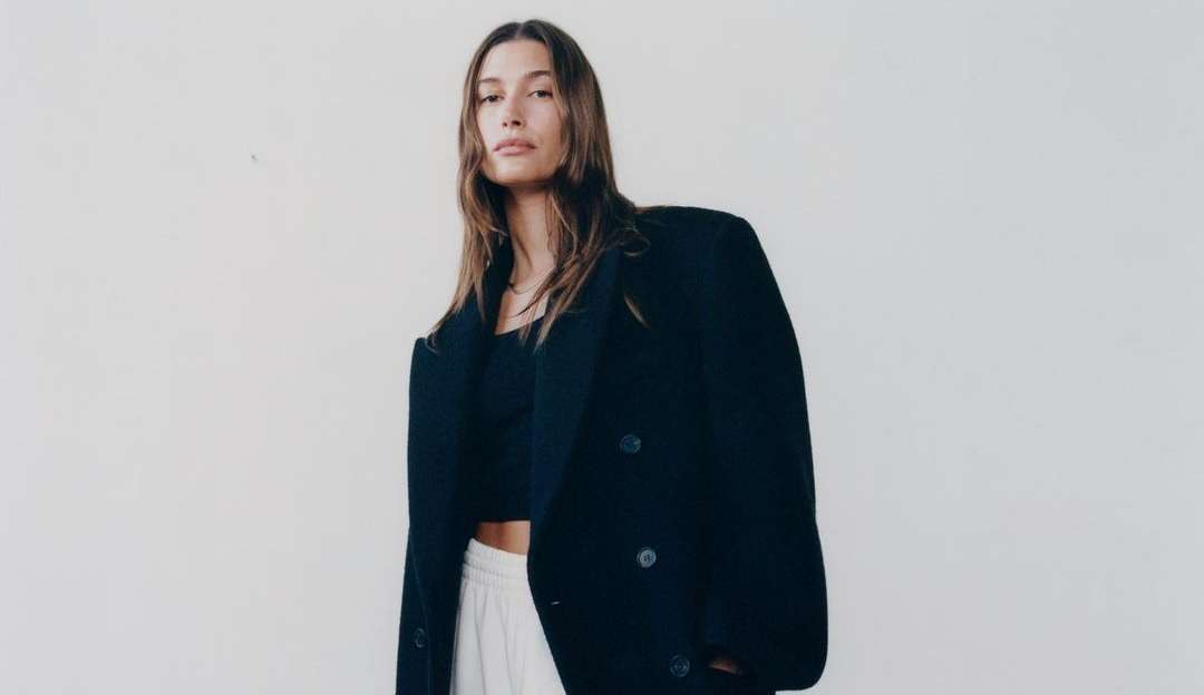 Hailey Bieber e Wardrobe.NYC fazem parceiria para a coleção de outono/inverno 2023