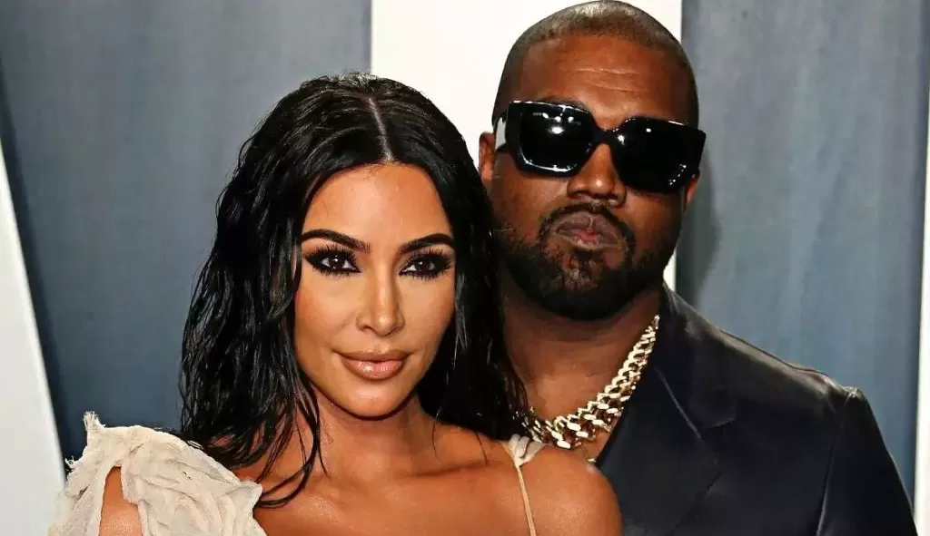 Kanye West faz post comparando morte de Rainha Elizabeth com seu divórcio de Kim Kardashian