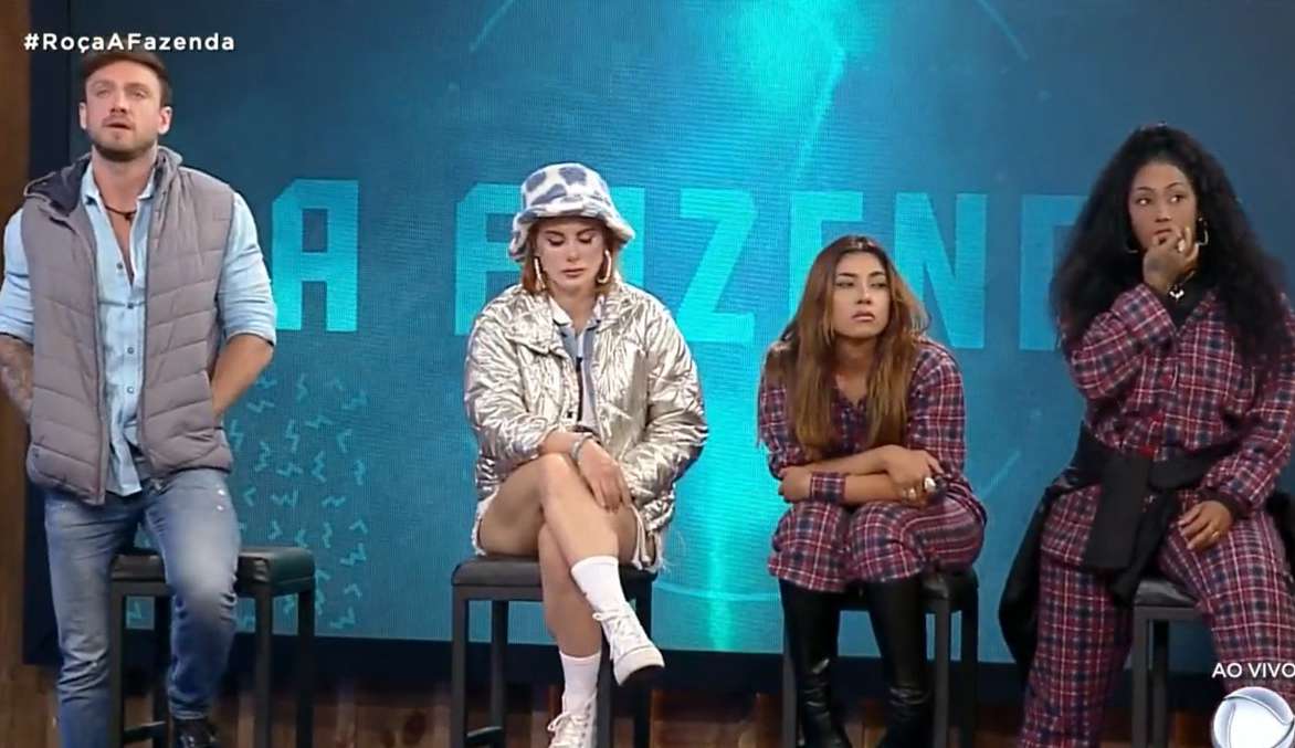 A Fazenda: Deborah, Ingrid, Rosiane e Vini estão na roça