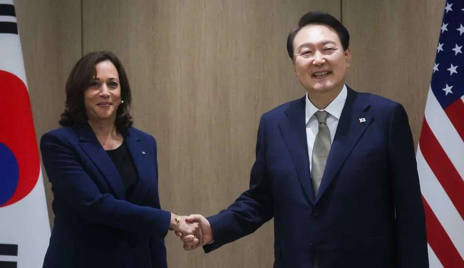 Coreia do Norte dispara mísseis antes de visita de Kamala Harris a Seul