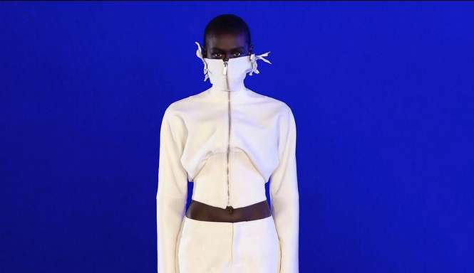 Veja o que rolou no desfile de primavera-verão 2023 da Off-White na semana de moda de Paris