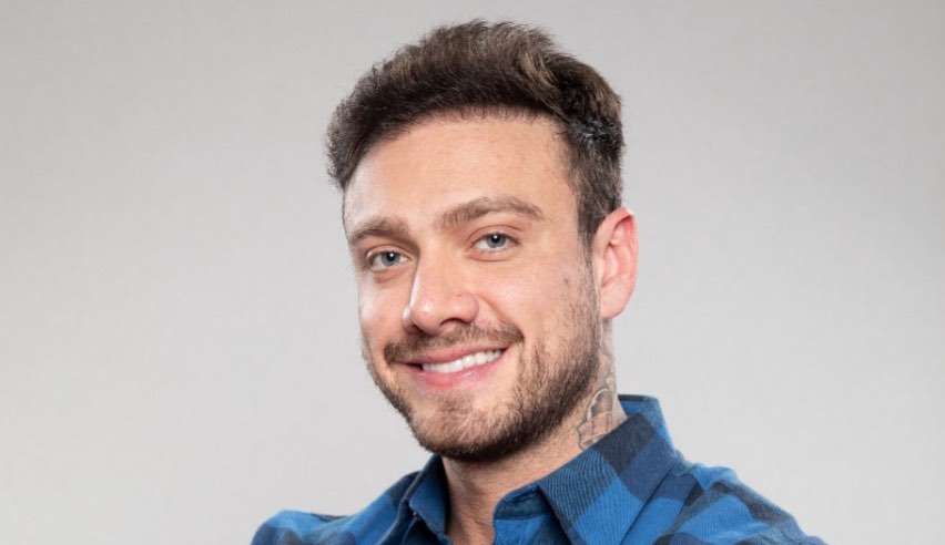 A Fazenda: Vini Büttel quer ensaiar discurso para formação de roça