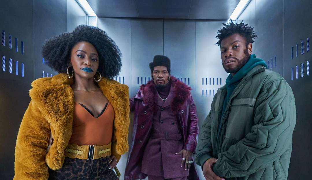 Jamie Foxx, John Boyega e Teyonah Parris estrelam o teaser de “Clonaram Tayrone!”