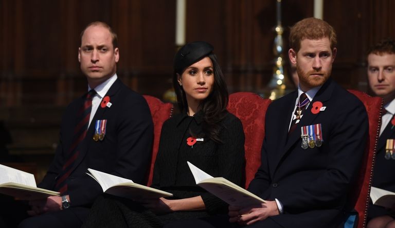 Príncipe William se posiciona contra acusações de racismo feita por Meghan e Príncipe Harry