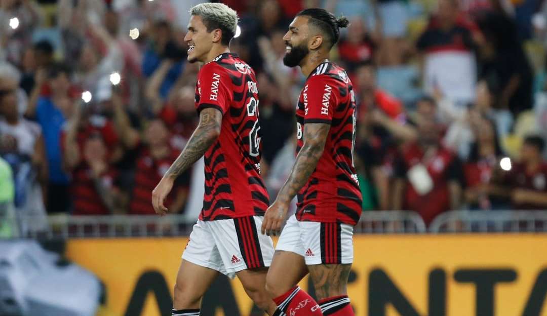 Gabigol elogia Pedro e diz estar feliz na nova posição