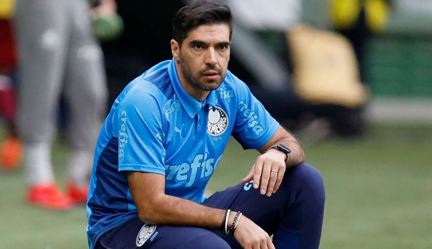 Abel Ferreira usa entrevista coletiva para se desculpar novamente com jornalista