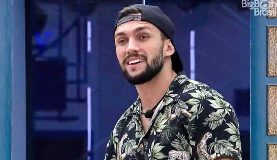 Irmã de Arthur revela que pai do instrutor queria pedir para tirarem ele do BBB 21