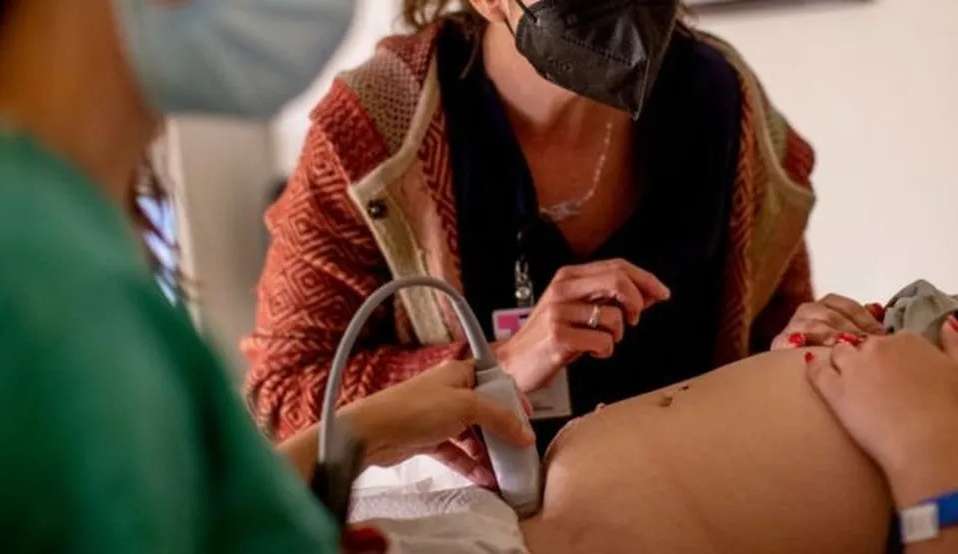 Como a restrição do aborto nos EUA prejudica gestações com complicações