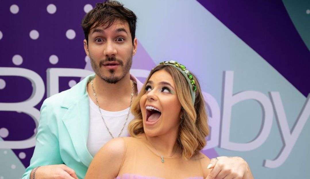 Viih Tube e Eliezer revelam sexo do bebê em chá revelação