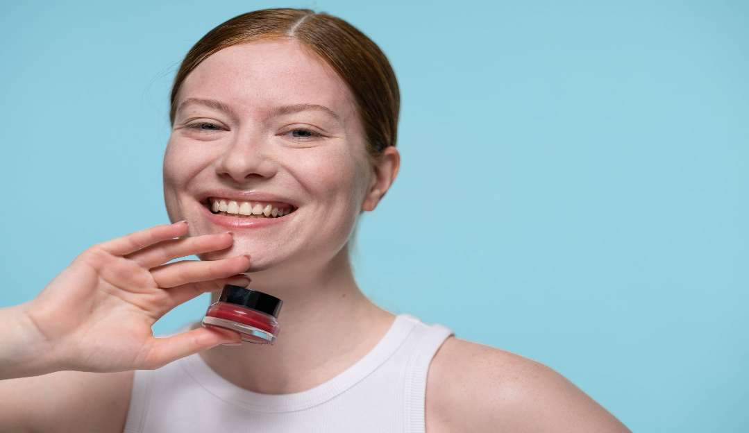 5 blushes cremosos para você aderir na sua rotina de maquiagem