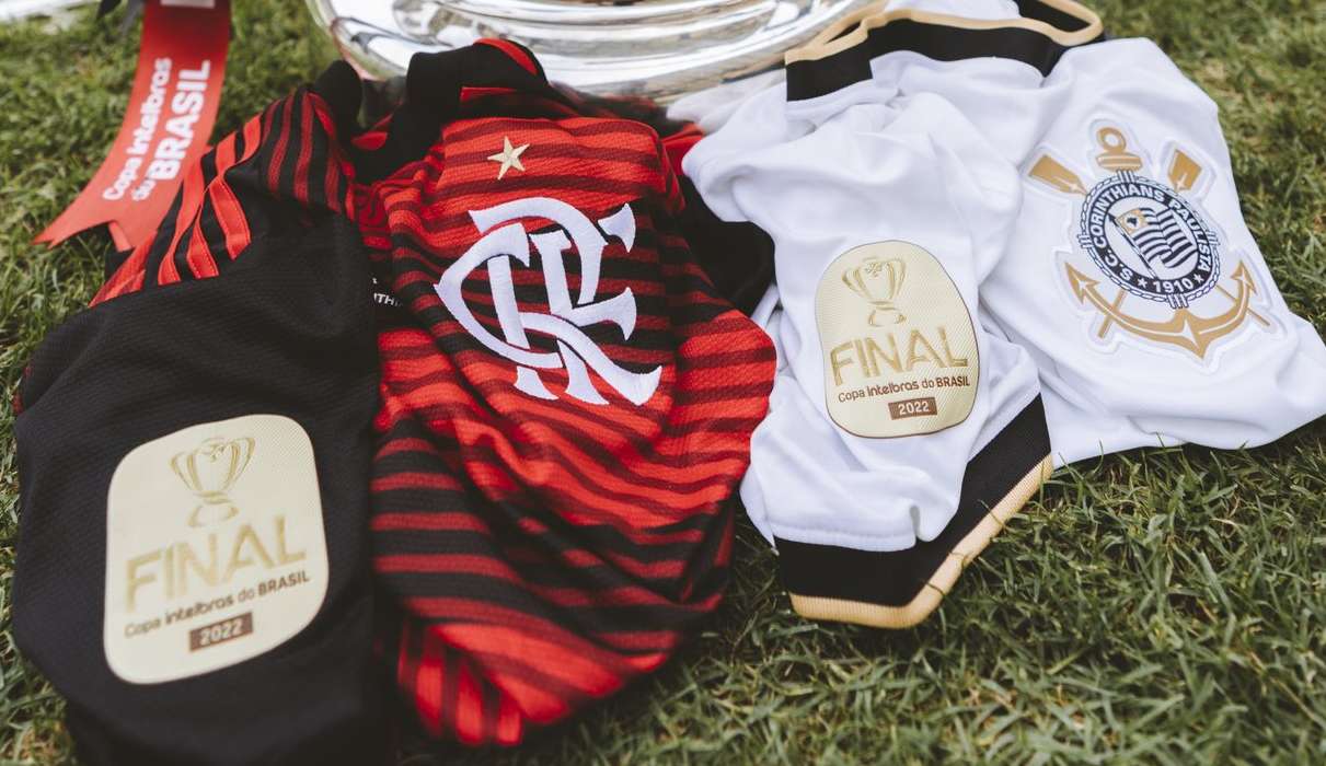 Flamengo x Corinthians: escalações, onde assistir e detalhes sobre a final da Copa do Brasil