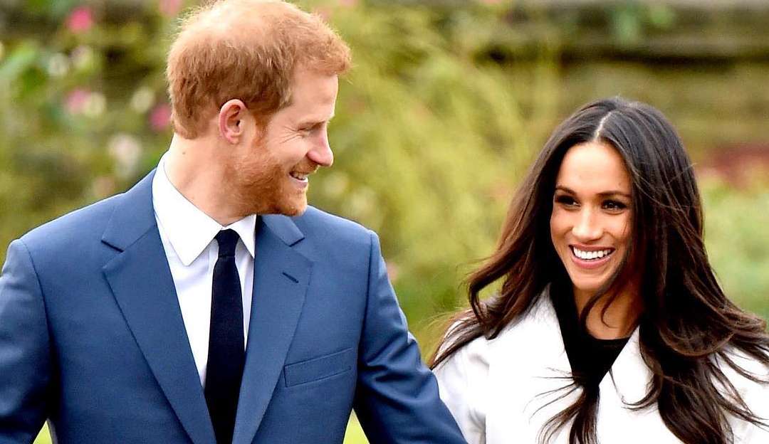 Principe Harry e Meghan Markle não são tão milionários quanto se pensa, afirma especialista da realeza